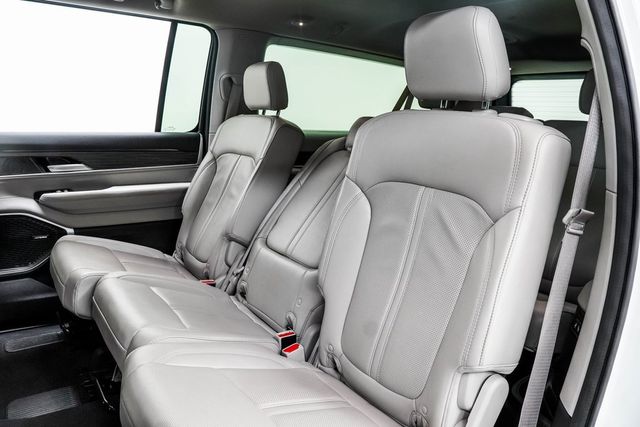 2024 Jeep Wagoneer L Series II - 22972495 - 44