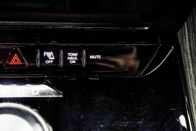 2024 Jeep Wagoneer L Series II - 22972571 - 23