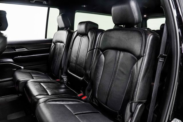 2024 Jeep Wagoneer L Series II - 22972571 - 45