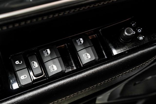 2024 Jeep Wagoneer L Series II - 22972571 - 49