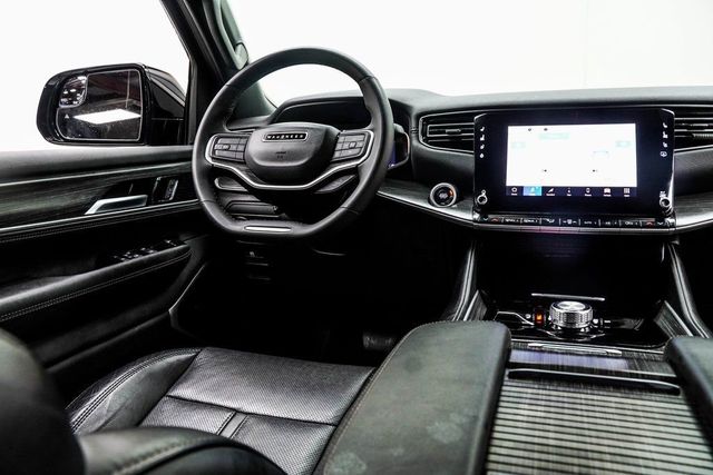 2024 Jeep Wagoneer L Series II - 23052508 - 18