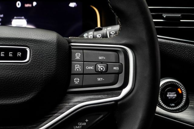 2024 Jeep Wagoneer L Series II - 22972458 - 26