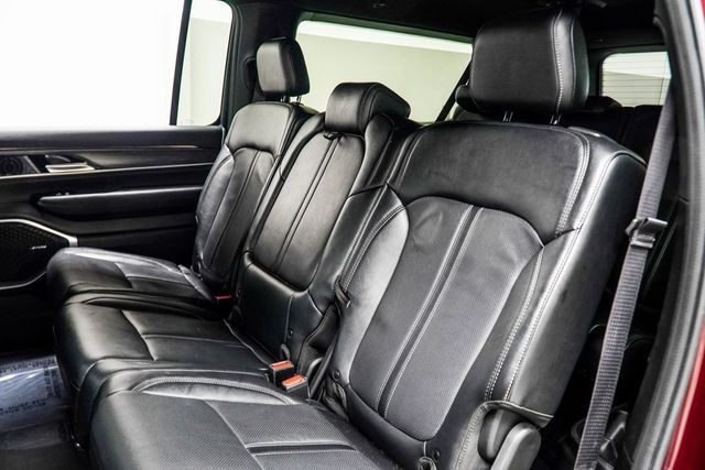 2024 Jeep Wagoneer L Series II - 22972485 - 36