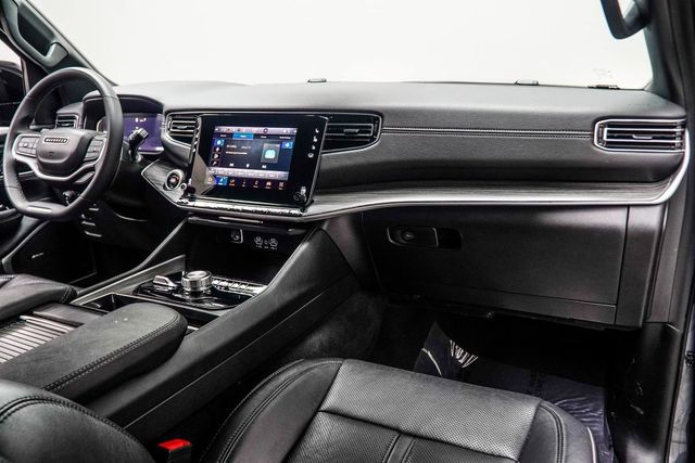 2024 Jeep Wagoneer L Series II - 22972486 - 15