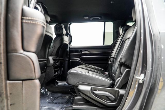 2024 Jeep Wagoneer L Series II - 22972486 - 35