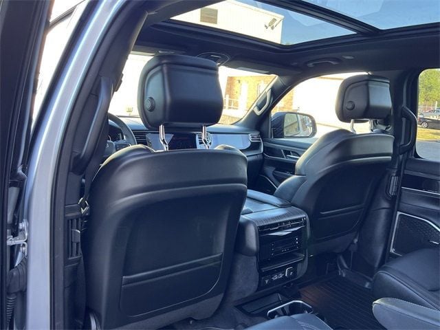 2024 Jeep Wagoneer L Series II - 22913730 - 14