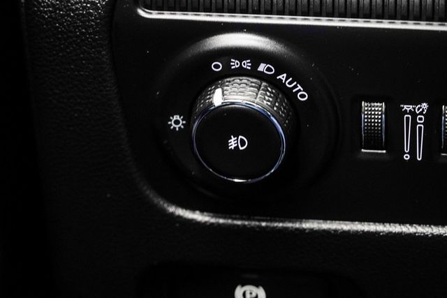 2024 Jeep Wagoneer L Series II - 22973204 - 28