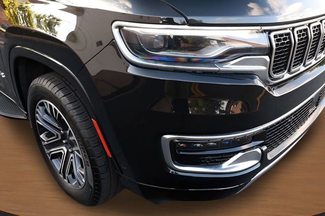 2024 Jeep Wagoneer L Series II - 23049771 - 9
