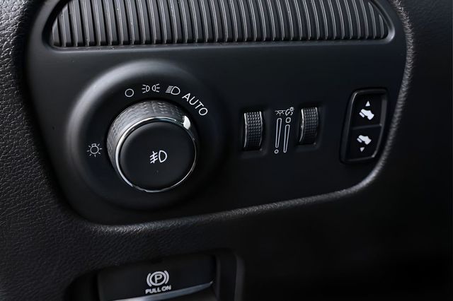 2024 Jeep Wagoneer L Series II - 23049771 - 45