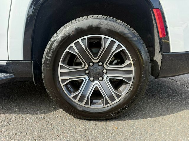 2024 Jeep Wagoneer L Series II 4x2 *Ltd Avail* - 23003305 - 9