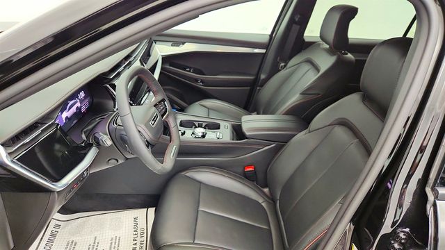 2024 Jeep Wagoneer S Launch Edition AWD w/ Premium Leather & Tri-Zone Climate Control - 22999378 - 18