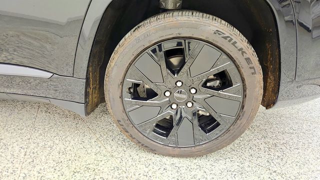 2024 Jeep Wagoneer S Launch Edition AWD w/ Premium Leather & Tri-Zone Climate Control - 22999378 - 8