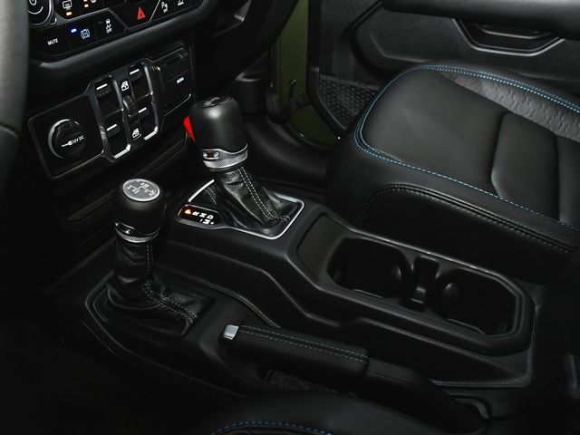 2024 Jeep Wrangler High Altitude 4xe - 22920422 - 38