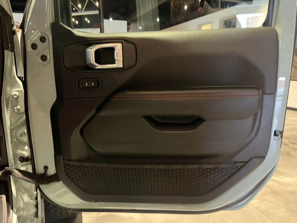 2024 Jeep Wrangler LocalTrade/392/SkyOneTouchRoof/AdapCruise/12.3"LCD TouchScreen - 22645632 - 29