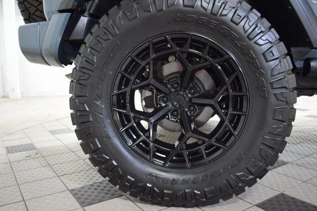 2024 Jeep Wrangler Rubicon - 22829890 - 16