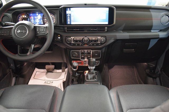2024 Jeep Wrangler Rubicon - 22829890 - 20