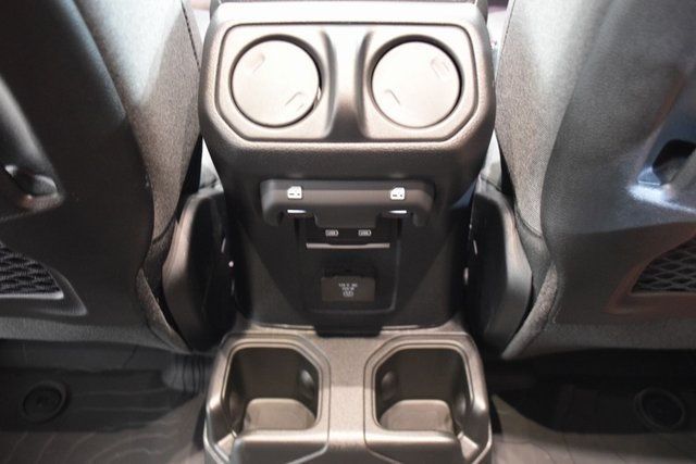 2024 Jeep Wrangler Rubicon - 22829890 - 21
