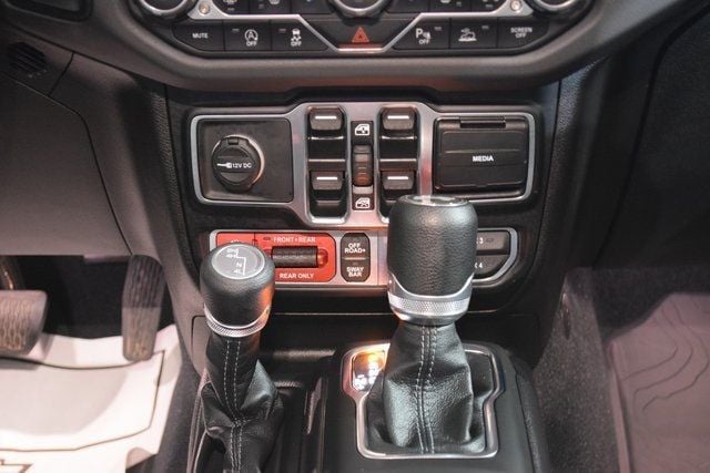 2024 Jeep Wrangler Rubicon - 22829890 - 22