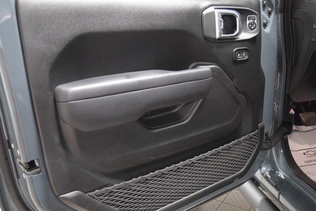 2024 Jeep Wrangler Rubicon - 22829890 - 30