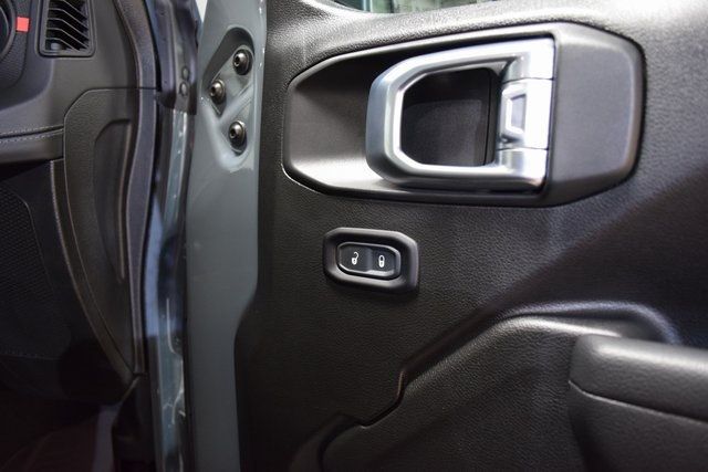 2024 Jeep Wrangler Rubicon - 22829890 - 33