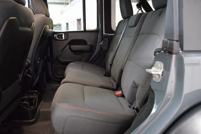 2024 Jeep Wrangler Rubicon - 22829890 - 37
