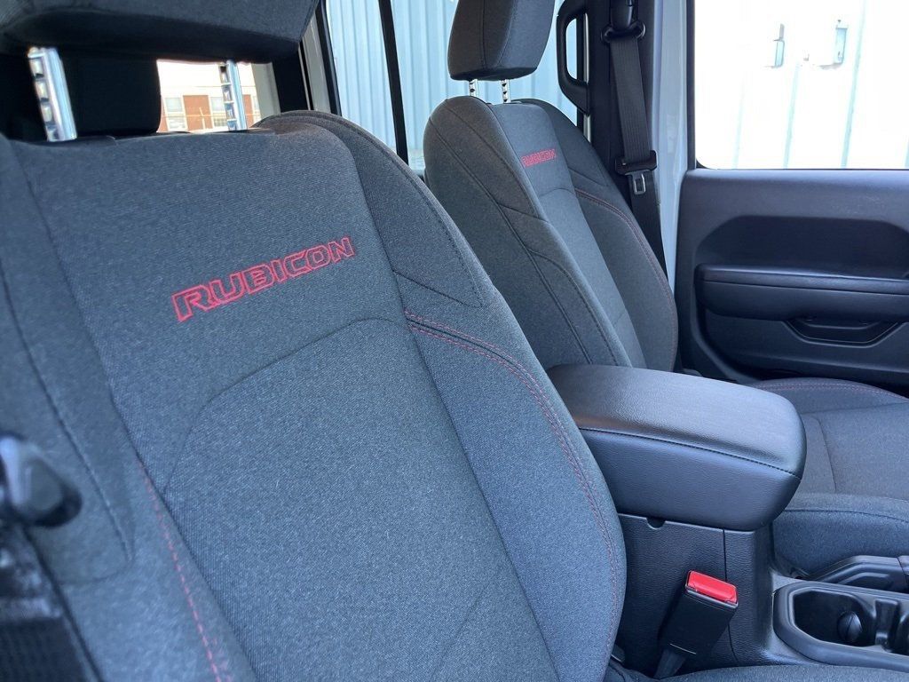 2024 Jeep Wrangler Rubicon - 22963779 - 21