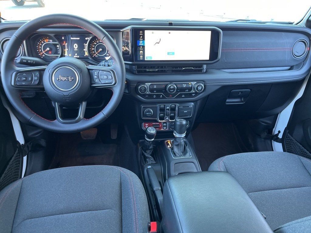 2024 Jeep Wrangler Rubicon - 22963779 - 26