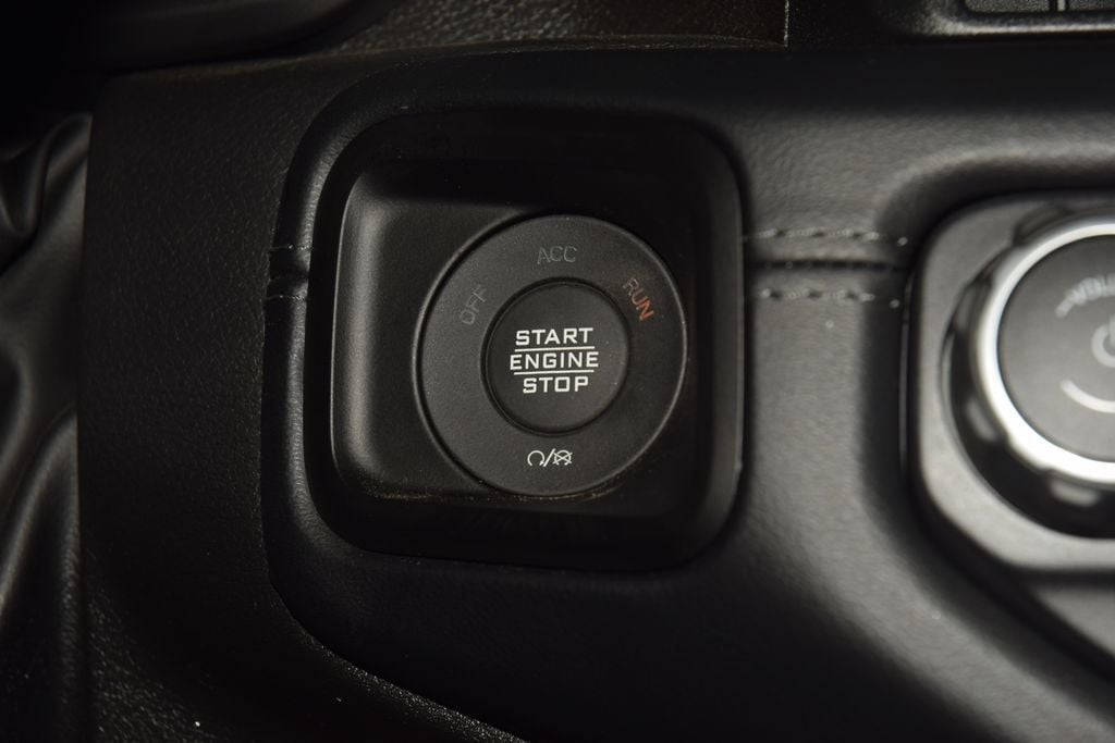 2024 Jeep Wrangler Rubicon - 22993230 - 35