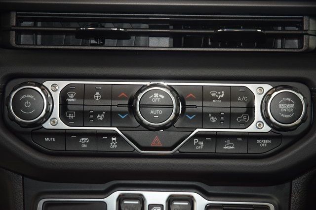 2024 Jeep Wrangler Rubicon 392 - 22923621 - 37