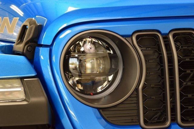 2024 Jeep Wrangler Rubicon 392 photo 10