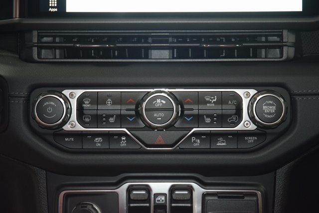 2024 Jeep Wrangler Rubicon 392 - 22886144 - 32