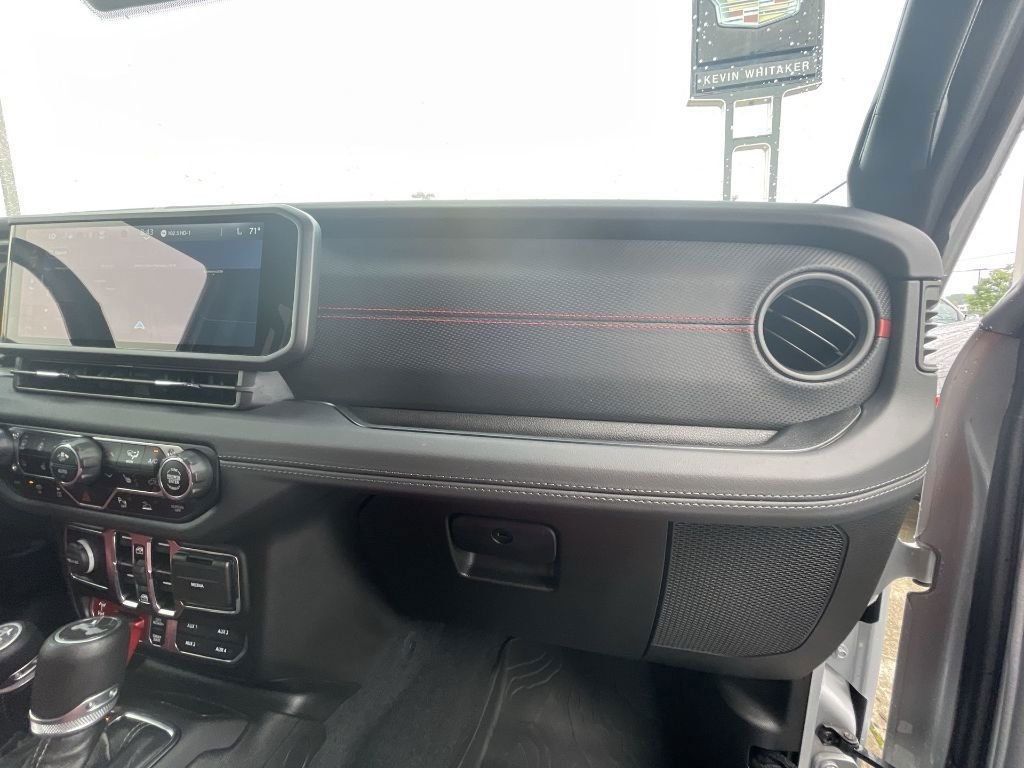 2024 Jeep Wrangler Rubicon 392 photo 13