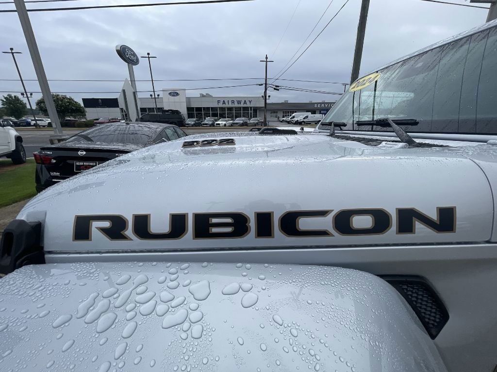 2024 Jeep Wrangler Rubicon 392 photo 2