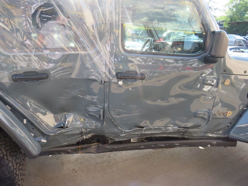 Jeep Wrangler photo 5