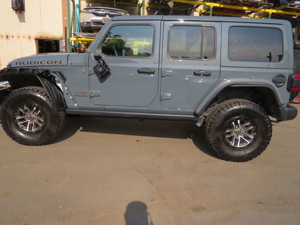 Jeep Wrangler photo 8