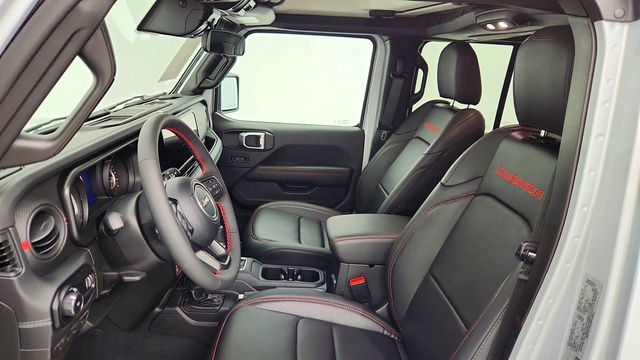 2024 Jeep Wrangler Rubicon 4 Door 4x4 w/ Nappa Leather Seats & 3-Piece Hard Top - 23011339 - 19