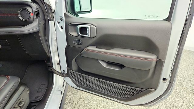 2024 Jeep Wrangler Rubicon 4 Door 4x4 w/ Nappa Leather Seats & 3-Piece Hard Top - 23011339 - 25