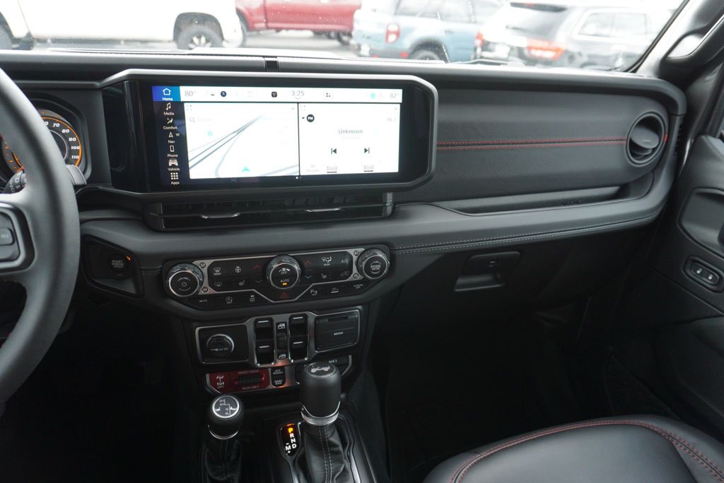 2024 Jeep Wrangler RUBICON AEV - 23032651 - 31