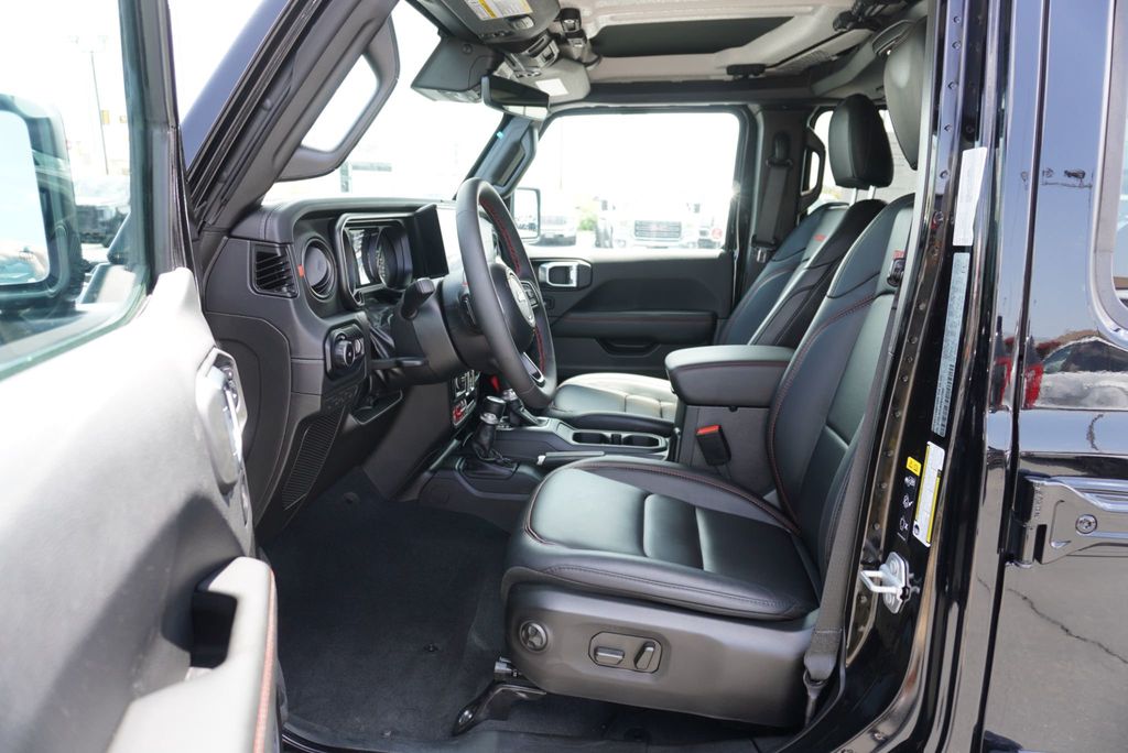 2024 Jeep Wrangler RUBICON X - 22904083 - 18