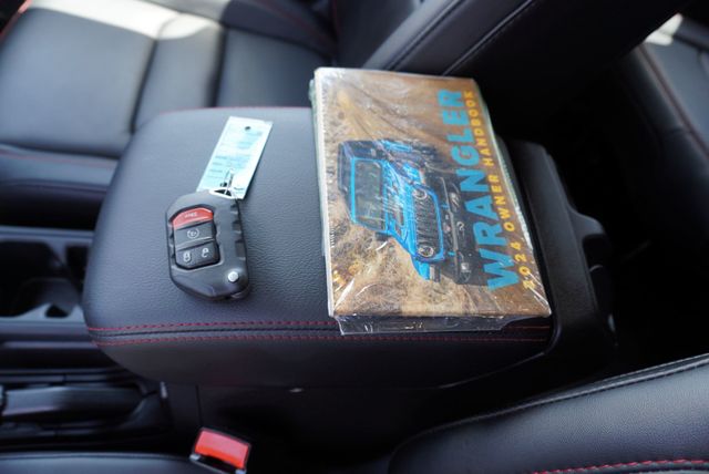 2024 Jeep Wrangler RUBICON X - 22904083 - 47