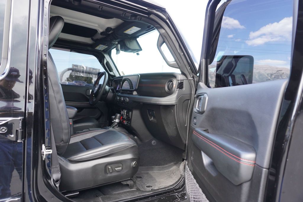 2024 Jeep Wrangler RUBICON X - 23051294 - 23