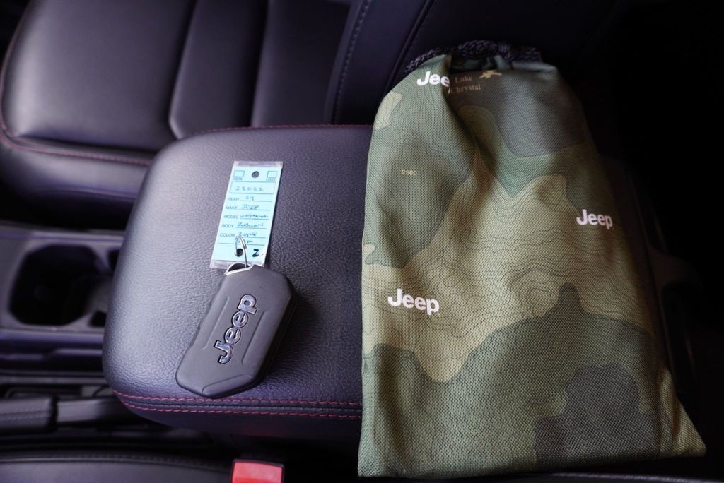 2024 Jeep Wrangler RUBICON X - 23051294 - 44