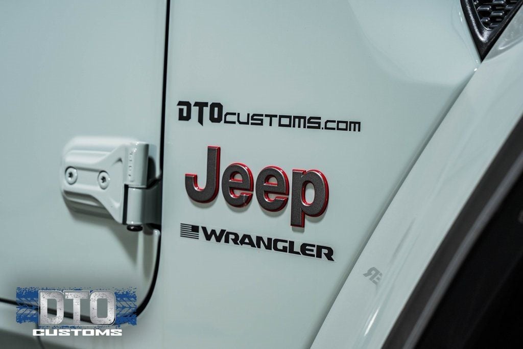 2024 Jeep Wrangler Rubicon X - 22237717 - 17