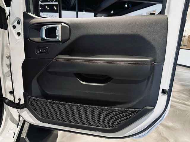 2024 Jeep Wrangler RubiconX/AdaptiveCruise/NappaLeather/ManualConvertibleTop - 23074614 - 24