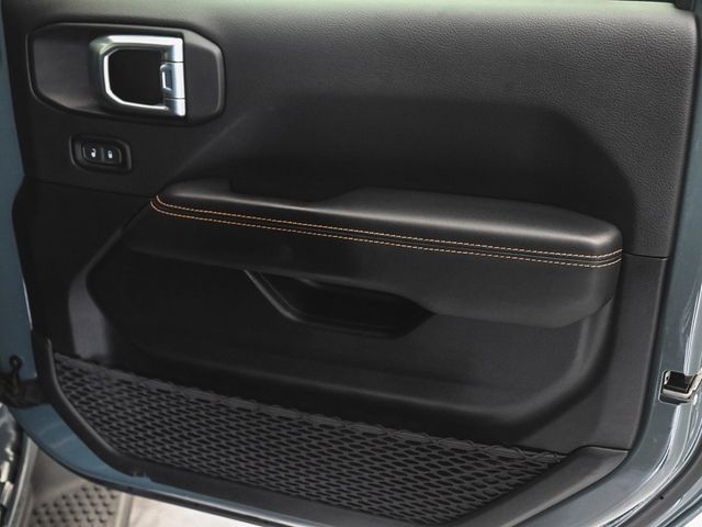 2024 Jeep Wrangler Sahara - 22896795 - 9