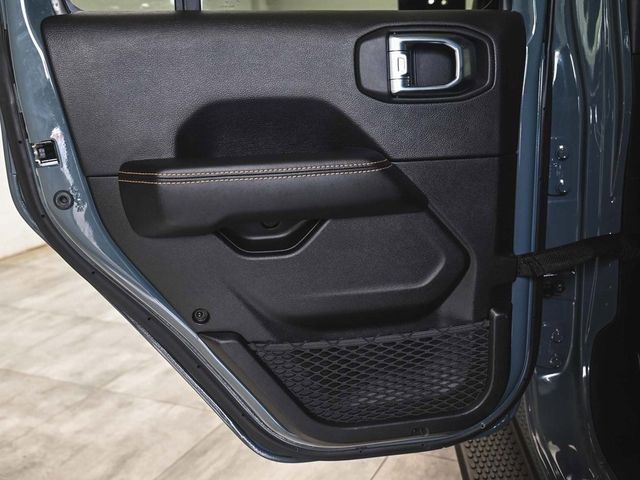 2024 Jeep Wrangler Sahara - 22896795 - 10