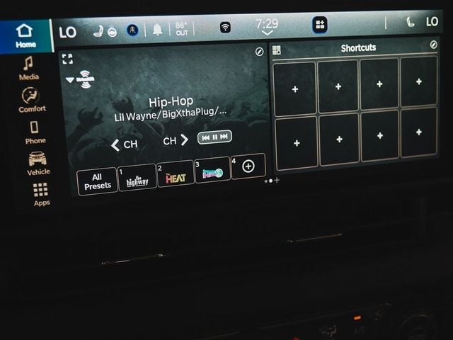 2024 Jeep Wrangler Sahara - 22896795 - 16