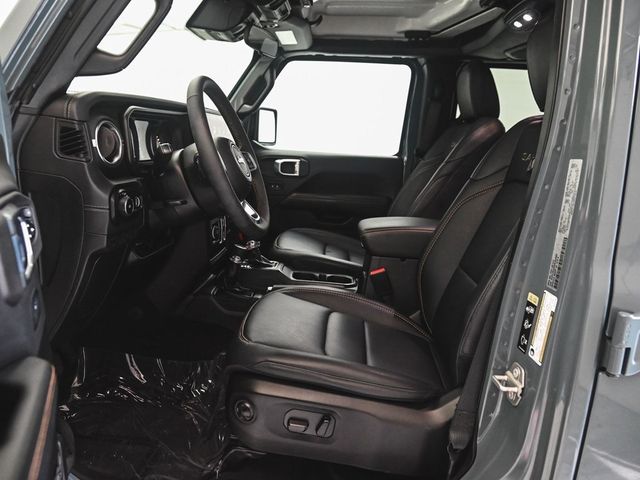 2024 Jeep Wrangler Sahara - 22896795 - 32