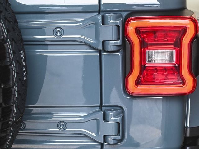 2024 Jeep Wrangler Sahara - 22896795 - 39