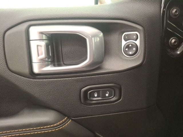 2024 Jeep Wrangler Sahara - 23078530 - 9
